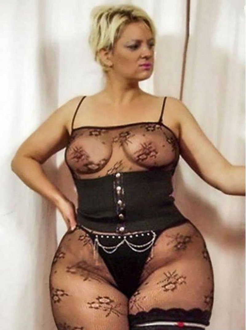 Mature with big hips, Erotic linen, Erotic clothing