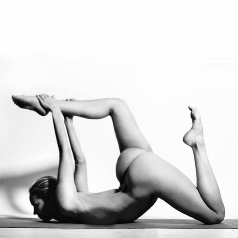 Lauren rudyk naked yoga, Loren Rudik Naked Yoga, Naked yoga