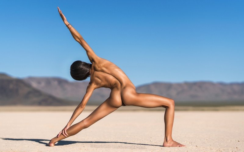 Lauren rudyk naked yoga, Naked yoga, Yoga sport