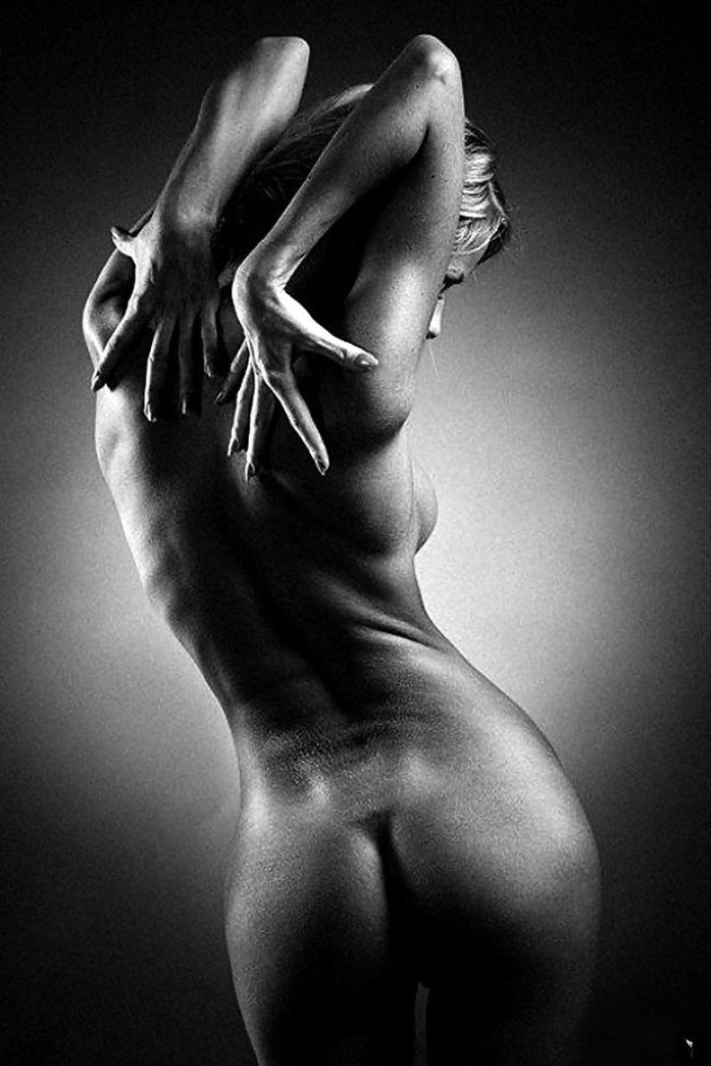 Erotica nude, Beautiful naked body of a woman, In the style of nude
