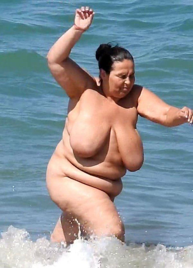 Fat on the beach, Larisa Guzeeva on the beach in Bulgaria, Fatuel