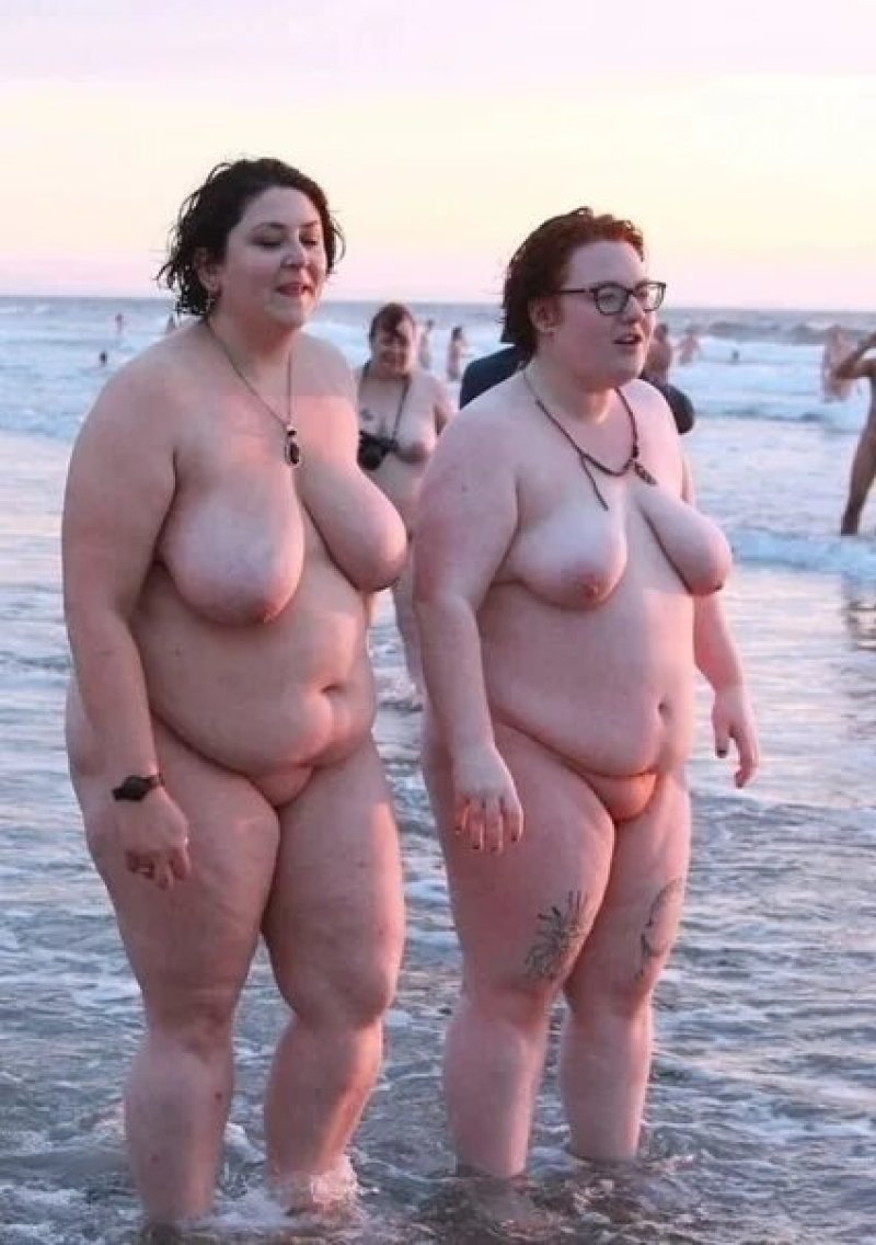Very thick naked women, Fat naked women on the beach, Fat nudists