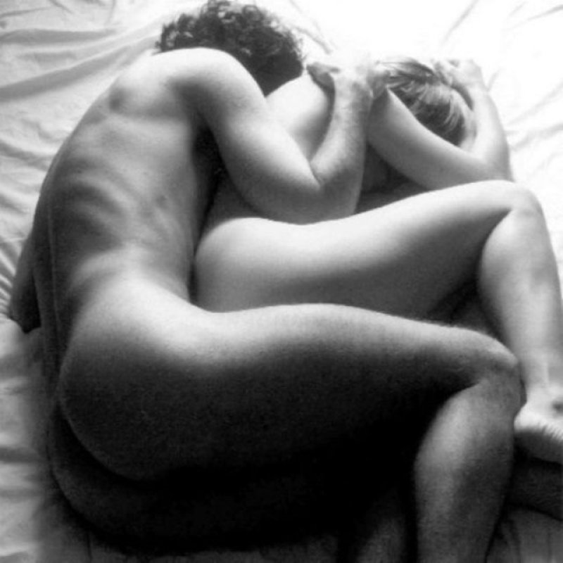Naked hug in bed, Beautiful hugs, Hugs erotic