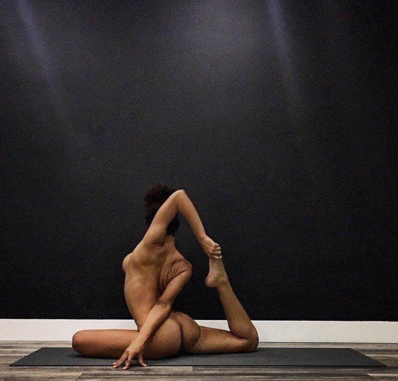 Tanya piven yoga naked, Loren Rudik Naked Yoga, Naked girls do yoga