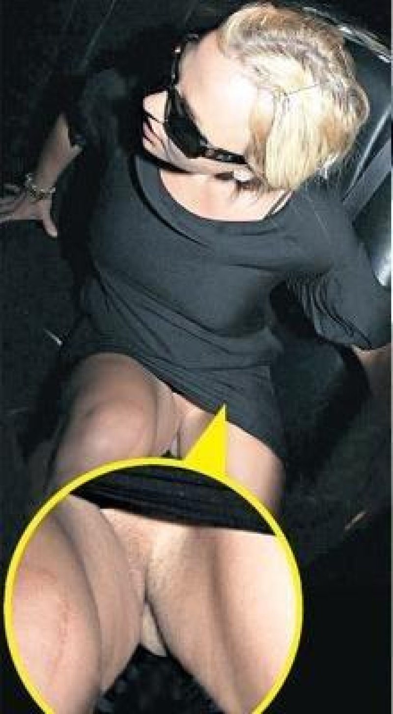Britney spears naked without panties, Britney Spears without underwear, Britney Spears without panties