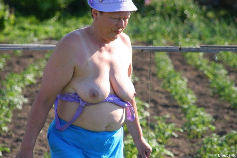 Old women with big tits in the country, Old women in the country, Naked grandmothers in the country