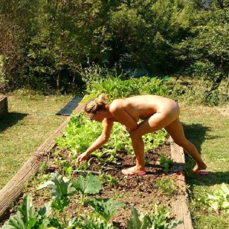 Cleaning the garden naked, Naked wives in the country, Naked girls in the garden