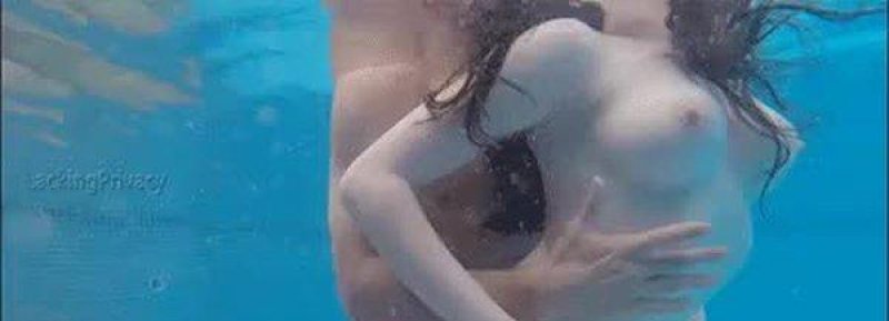 Beautiful erotic gifs, Girls Naked under water, Erotica in water