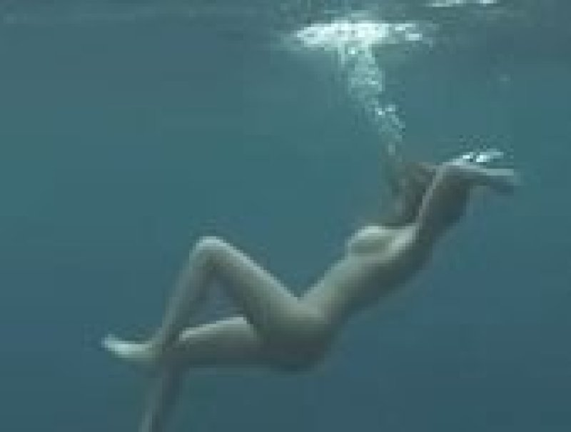 Big boobs under water, Swimming, Underwater swimming