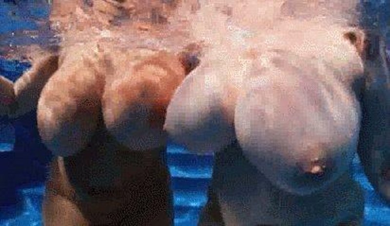 Huge boobs underwater, Huge boobs under water, Big boobs in water