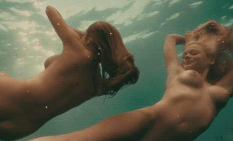 Kelly Brooke Naked in Piranha D, Ryil Style Piranha D Nu, Naked girls in water