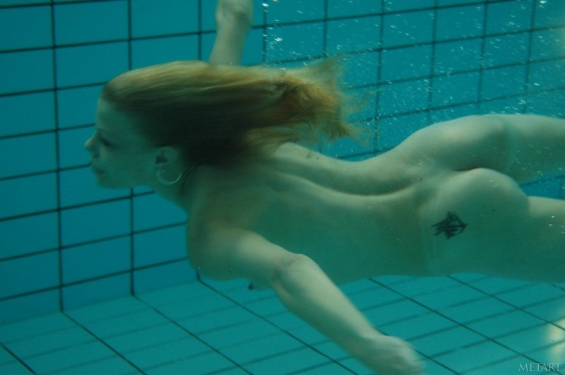 Nna nude swimming, Erotica in the pool, Swimming