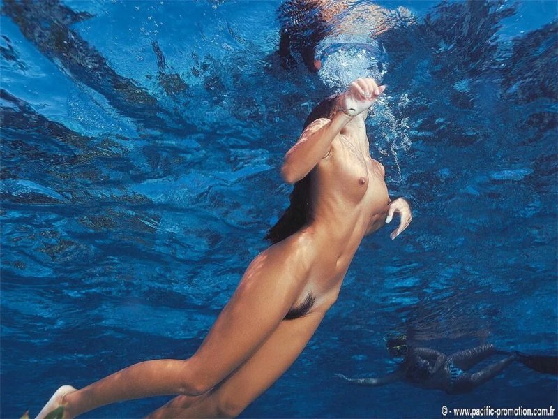 Space girls nude, Naked girls under water, Erotica synchronous swimming naked