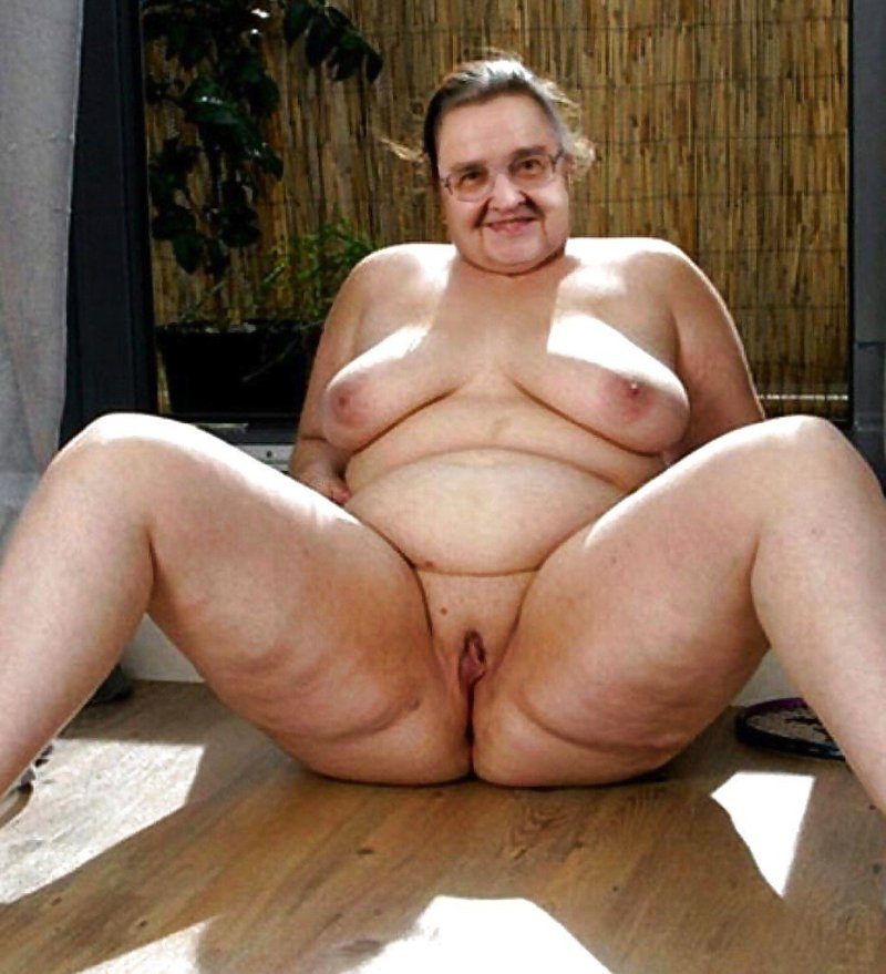 Naked old fat women, Fat woman, Fat