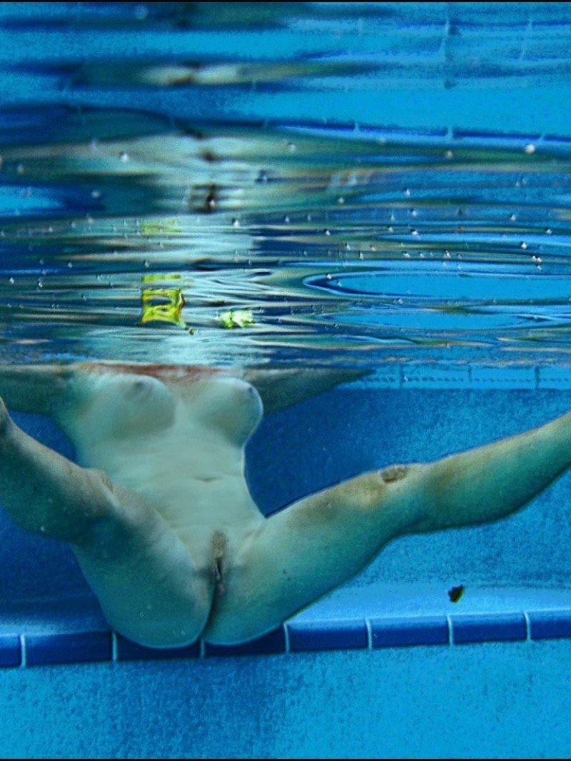 Swimming naked, Porn, Under water porn