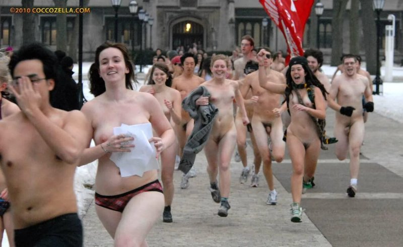 Naked mile run, Naked, Naked races