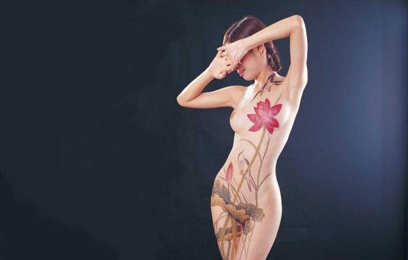 Painted girls nude, Painted female bodies, Naked bodyar