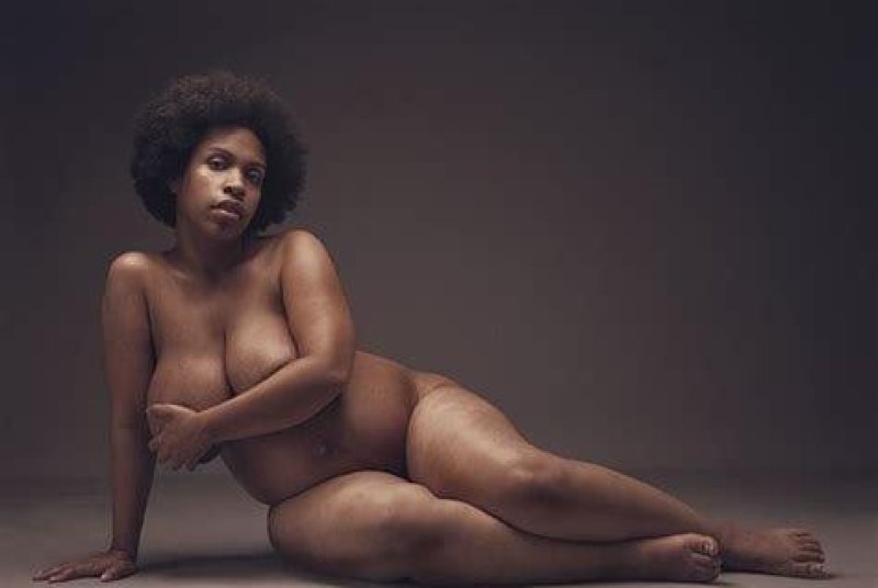Naked women saz plus black, Women, Round British women nude