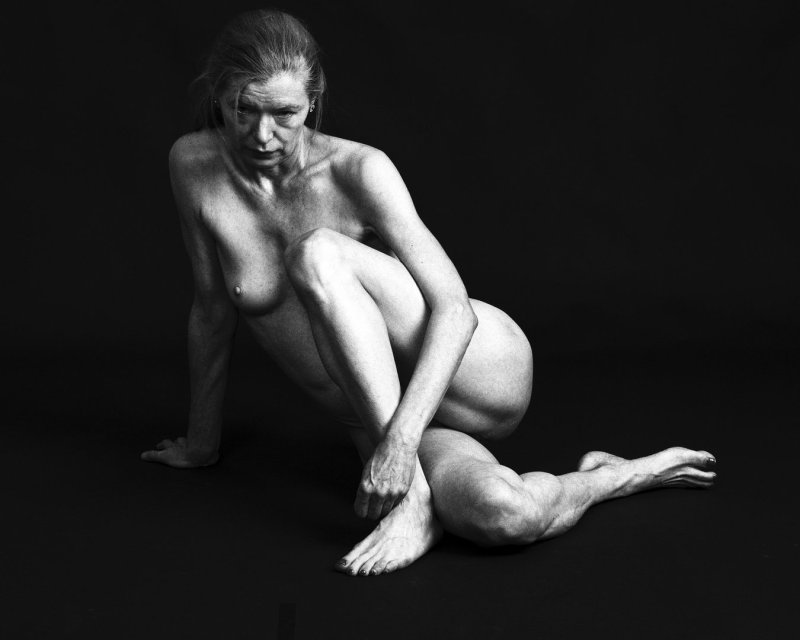 Elderly naked and photographer, Elderly women in the style of nude, Style nude