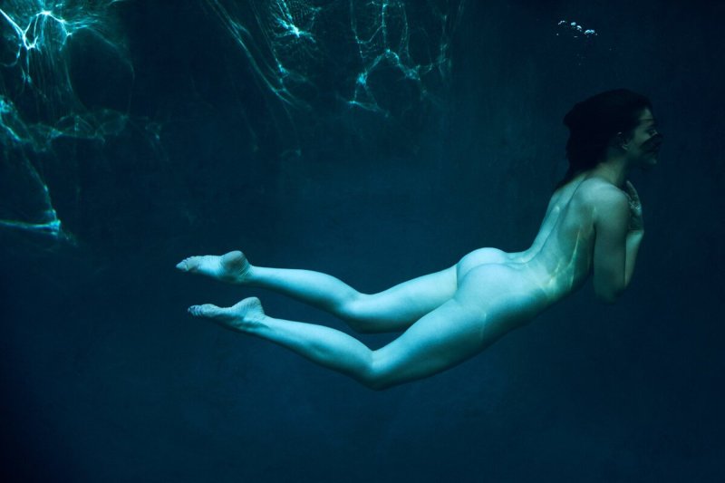 Girls under water naked, Dive Natalia Avseenko, Submarine swimming women nude