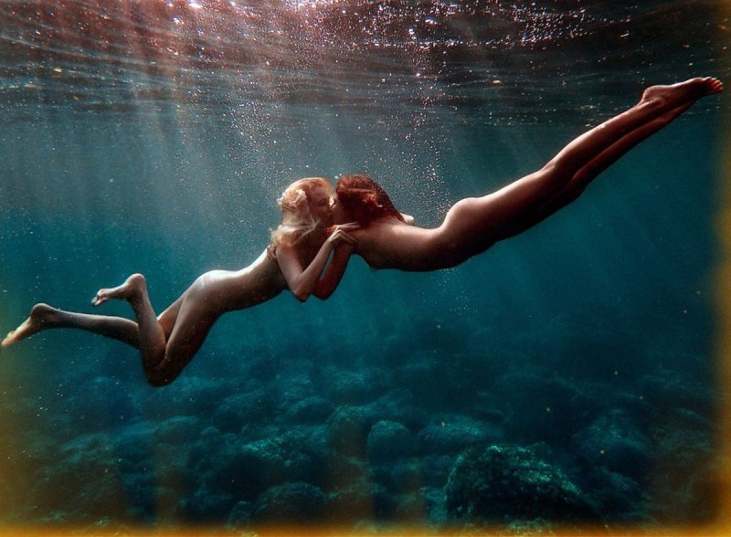Dive in law natalia avseenko, Naked girls in water, Naked women in water
