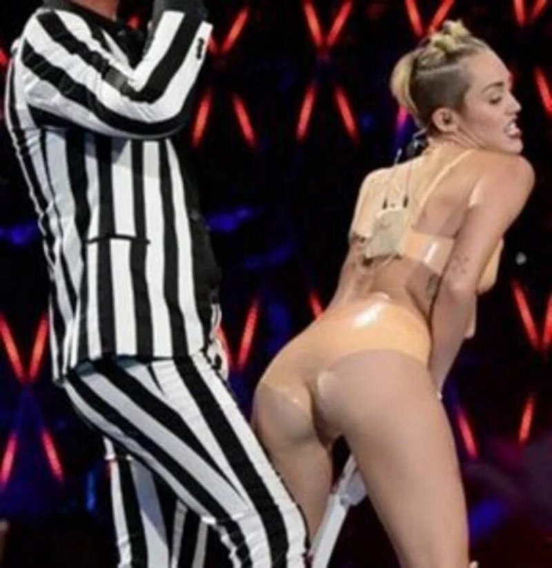 Miley cyrus erotic, Miley Cyrus VMA, Tksing Miley Cyrus