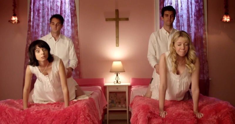 Kate mikuchchi theory of big bang, Comedy, Comedy melodrama