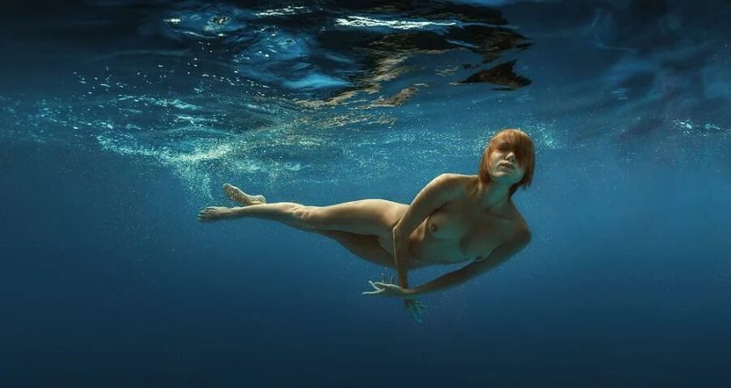 Dmitry laudin photographer nude, Submarine swimming women nude, Naked women in water