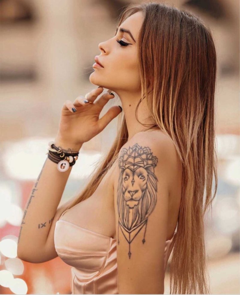 Ginevra francescony, Girls with tattoos, Girl