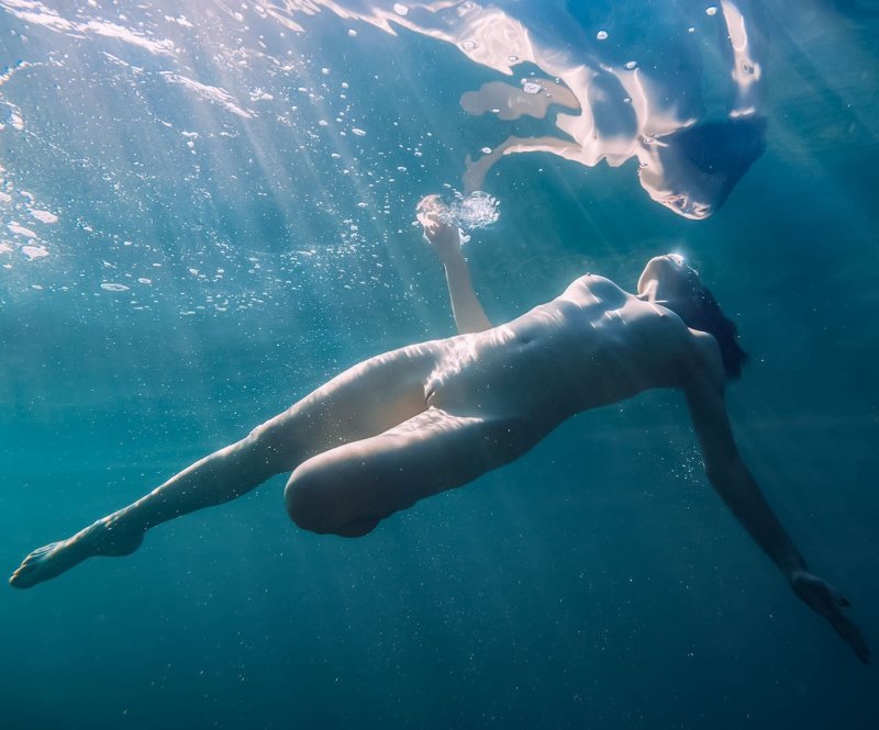 Beautiful naked women underwater, Girls under water, Naked women under water