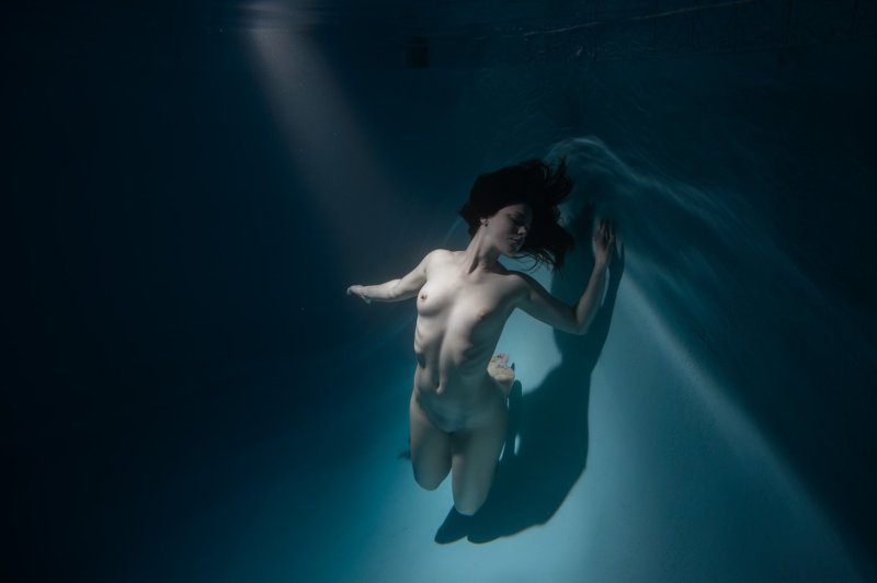Nicole vaunt, Vaunt emma, Girls under water
