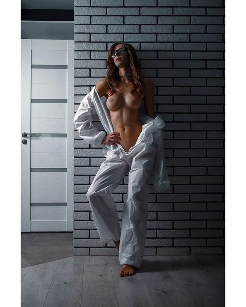 Nadezhda vasilenko victor stinger, Nadezhda Vasilenko Victor Stinger, Erotic