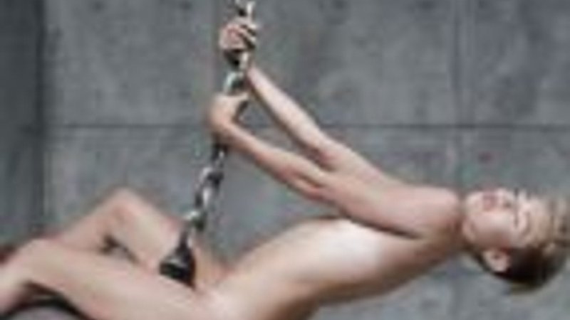 Naked miley cyrus drain, Wrecking Ball Miley Cyrus, Wrecking ball by miley cyrus