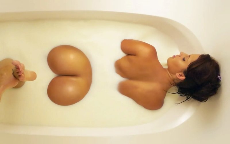 Bride bath in the bathroom, Porn, Dairy bath