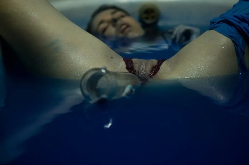 Girl in the water, Porn, Girls under water