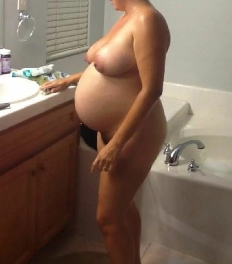 Pregnant milk tits mom nude, Pregnant, A lot of naked pregnant women