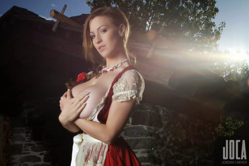 Jordan carver wiesnaufmarsch, Jordan Carver in Dirndl Naked Breasts, Jordan Carver in Dirndl