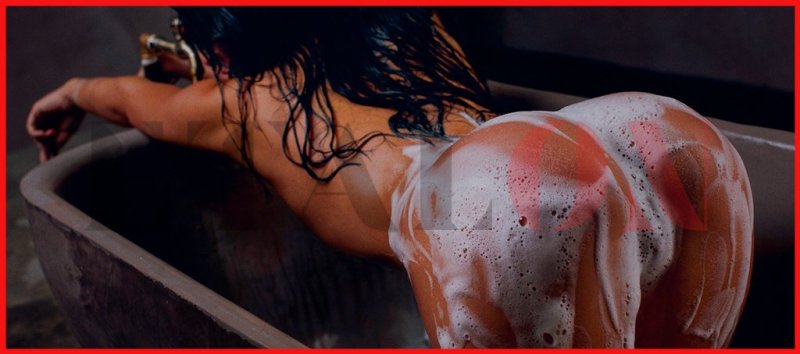 Beautiful naked wet ass, Beautiful naked wet butt, Erotica Wet