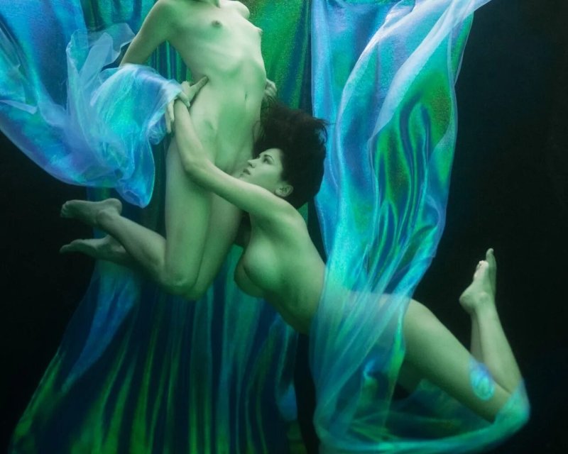 Artistic nude in water, Photoshoot underwater, Underwater photo shoot