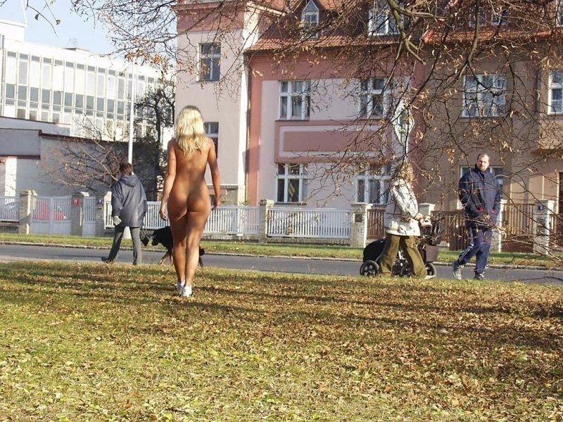 Naked n dm with friends, Naked girls on the streets, Naked on the street
