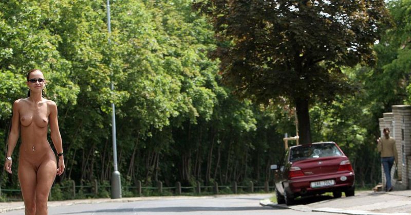 Naked strangers on the street, Naked girls on the streets, Naked girls on the road
