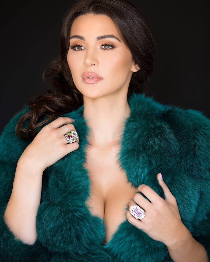 Jenna jenovich, Jena Genovich, Jenna Genovich