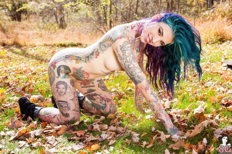 Naked girls with tattoos, Tattooed naked girls, Naked tattooed women