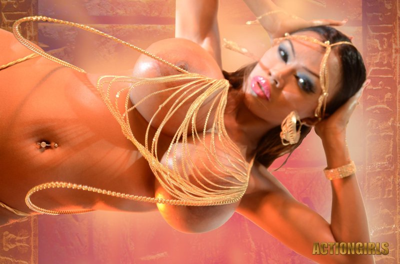 Armie Field Cleopatra Naked, Armie Field Cleopatra, Armie Fields Silicone boobs Oil