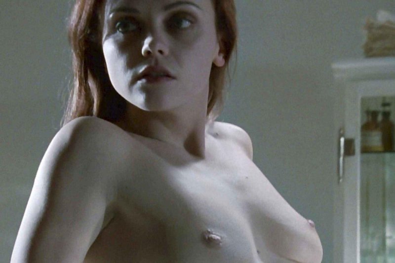 Christina Ricci life behind the line, Christina ricci, Erotic