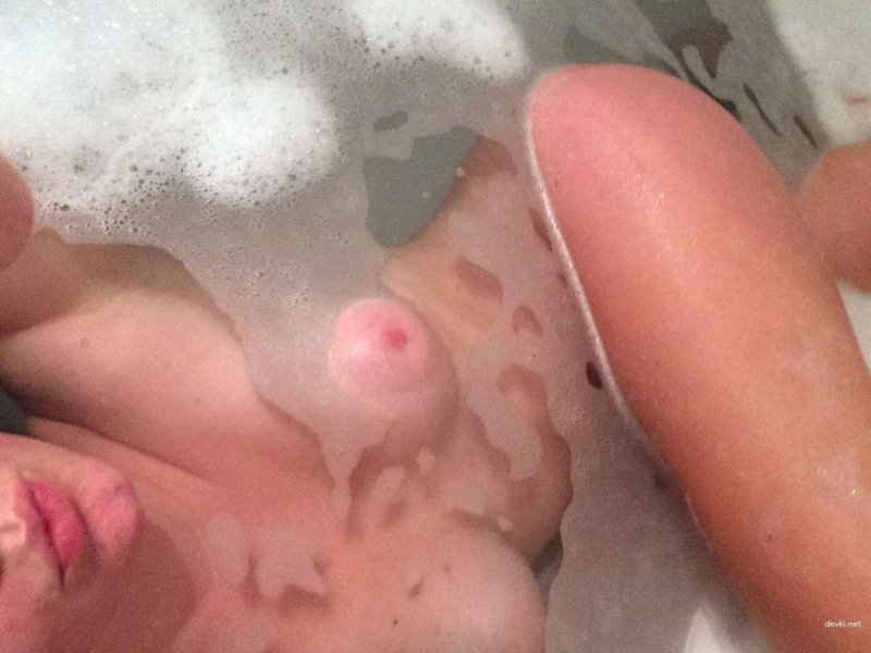Girl in the bathroom selfie, Porn selfie in the bathroom, Porn