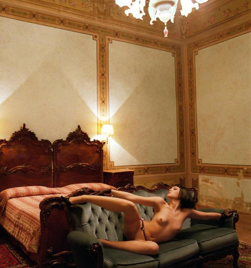 Erotic, In the style of nude, Erotic