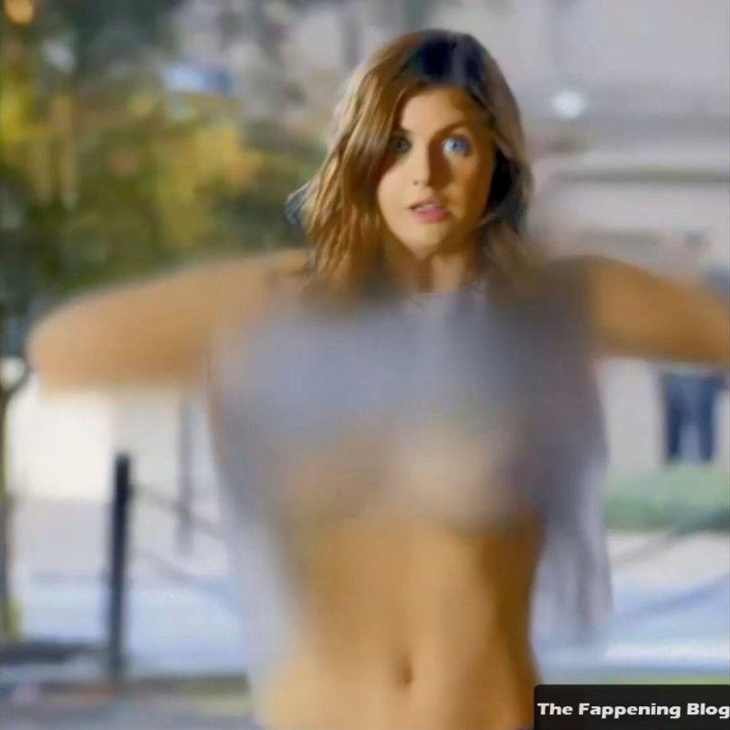 Alexandra Daddario Leaked, Alexandra Daddario, Rescuers Malibu Alexander Daddario