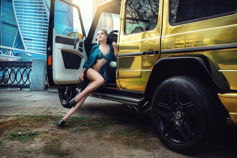 Golden Gelendvagen Pasha Pal, Gelik and girl, Mercedes Benz Gelendvagen