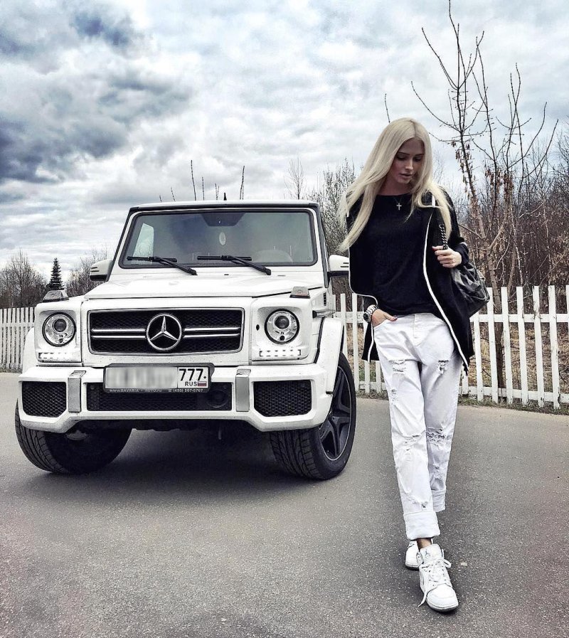 Alena Shishkova Gelendvagen, Mercedes Benz G Class Amg, White Gelendvagen